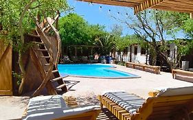 Hotel-Camping Takha Takha